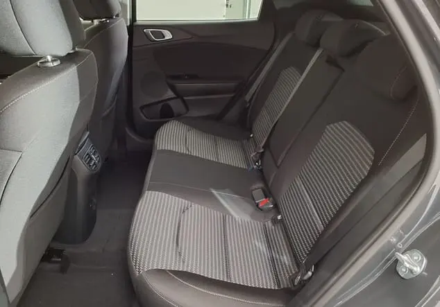 Angebotsdetails Kia XCeed Kia Xceed MY26 1.0 T-GDI MHEV 85 kW (115 PS) 7-Gang-DCT Pentametal Metallic