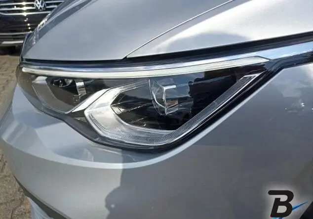 Angebotsdetails Volkswagen Golf VIII Variant 1.5 TSI Life AHK+LED-Plus+ACC+ Silber