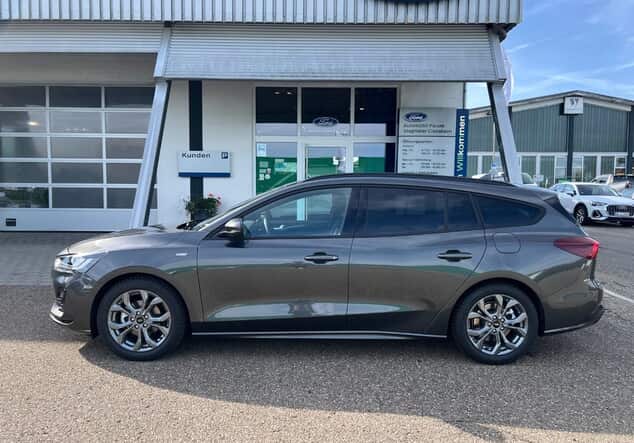 Angebotsdetails Ford Focus ST-Line X Grau