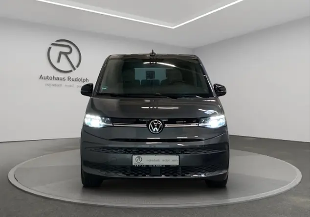 Angebotsdetails Volkswagen T7 Multivan 2.0 TDI Life Langer Ãberhang KLI Grau (Indiumgrau Metallic)