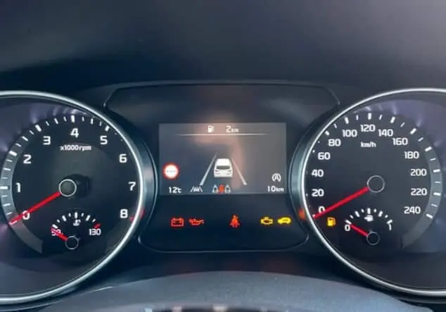 Angebotsdetails Kia Ceed Sporty Wagon Sportswagon Vision Komf+ Grau (DARK PENTA METAL M)
