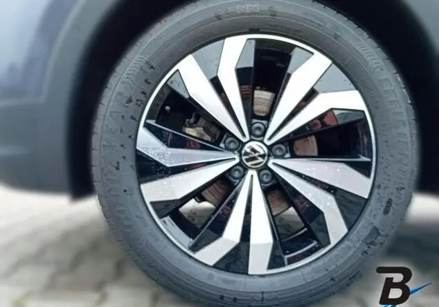 Angebotsdetails Volkswagen T-Cross 1.0 TSI Style PA Grau (Rauchgrau)