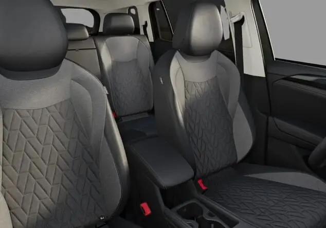Angebotsdetails Volkswagen Tayron Volkswagen Tayron Life 1.5 TSI 110 kW (150 PS) 7-Gang-DSG Cipressino-Grün Metallic