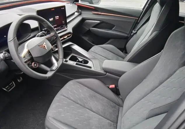 Angebotsdetails Cupra Terramar Cupra Terramar VZ 2.0 TSI 195 kW (265 PS) 7-Gang-DSG 4Drive Timanfaya Grau Metallic