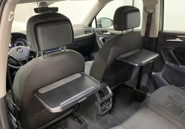 Angebotsdetails Volkswagen Tiguan 2.0 TDI Highline / Silber (Tungsten Silver Metallic)