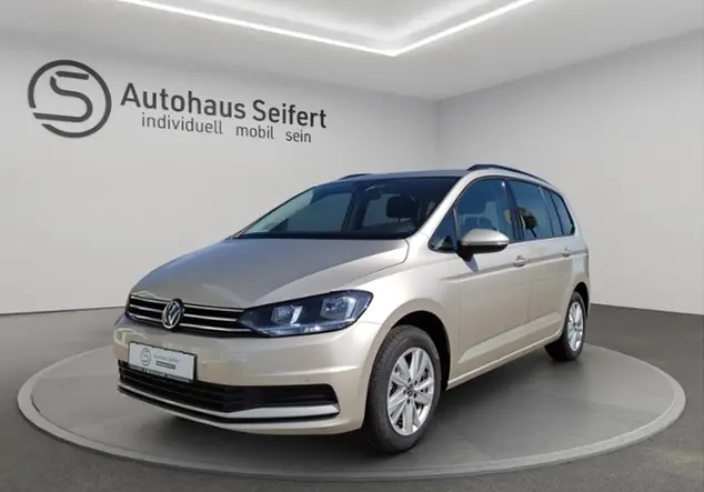 Angebotsdetails Volkswagen Touran Comfortline 1.5 TSI Silber (Ivory Silver metallic)