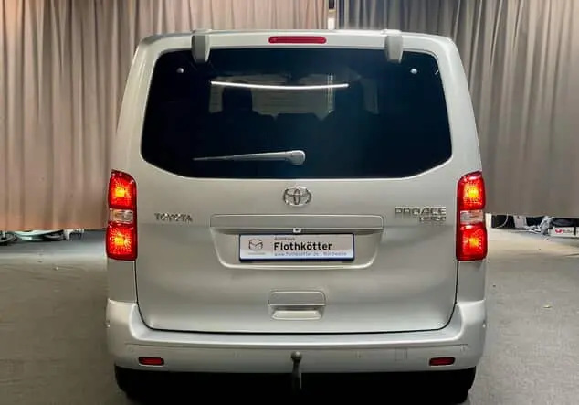 Angebotsdetails Toyota Proace L1 Family Comfort grau