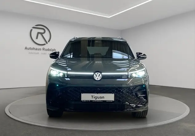 Angebotsdetails Volkswagen Tiguan III R-Line 1.5 eTSI KLIMA NAVI AL GrÃ¼n (Cipressino-GrÃ¼n Metallic)