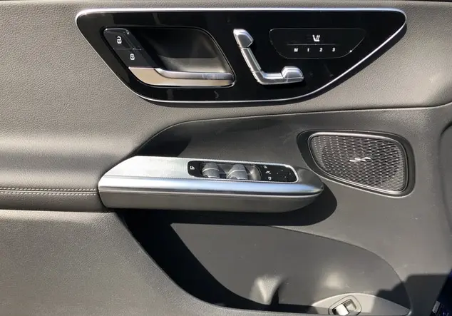 Angebotsdetails Mercedes-Benz GLC Blau-lack spektralblau