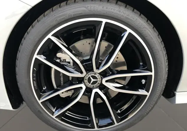 Angebotsdetails Mercedes-Benz CLA 200 Shooting Brake ++verfügbar ab 27.09.25++ Grau manufaktur lack manufaktur alpingrau uni