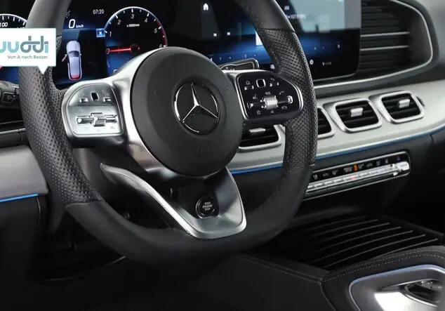 Angebotsdetails Mercedes-Benz GLE GLE 350de HYBRID Schwarz
