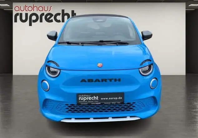 Angebotsdetails Abarth 500e Scorpione Blau
