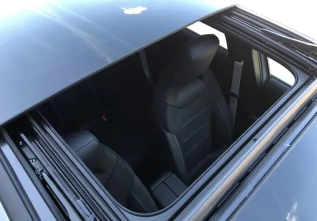 Angebotsdetails Mercedes-Benz A 250 e Manufaktur lack manufaktur alpingrau uni