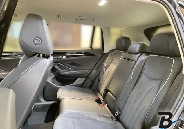 Angebotsdetails Volkswagen Tiguan 1.5 eTSI 110 kW Elegance Schwarz