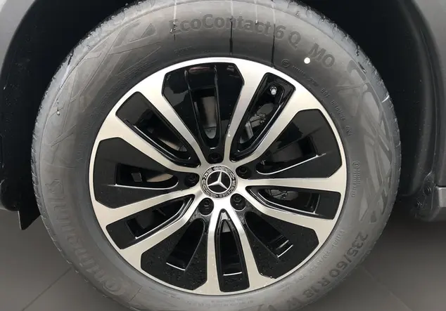 Angebotsdetails Mercedes-Benz GLC Schwarz-Lack obsidianschwarz