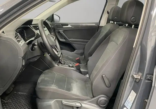 Angebotsdetails Volkswagen Tiguan 2.0 TSI 4Motion Elegance / K Grau (Delfingrau Metallic)