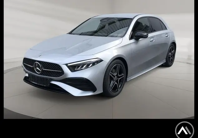 Angebotsdetails Mercedes-Benz A-Klasse 180 ++sofort verfügbar++ Metalliclack hightechsilber
