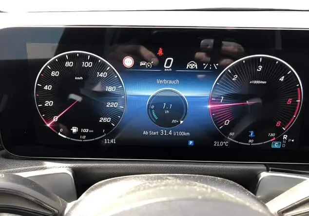 Angebotsdetails Mercedes-Benz GLB 220 d 4MATIC ++sofort verfügbar++ Graulack mountaingrau