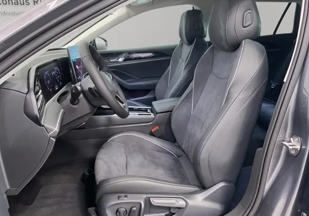 Angebotsdetails Volkswagen Passat Variant B9 2.0 TDI Elegance KLIMA Grau (Diabasgrau Metallic)