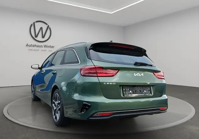 Angebotsdetails Kia Ceed Sportswagon Spirit GrÃ¼n ((EXG) EXPERIENCE GREEN M)