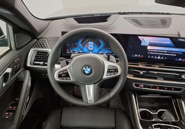 Angebotsdetails BMW X6 BMW X6 40d 259 kW (352 PS) 8-Gang Steptronic xDrive BMW Individual Dravitgrau metallic