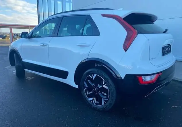 Angebotsdetails Kia Niro EV 64,8-kWh-Batterie Vision weiß