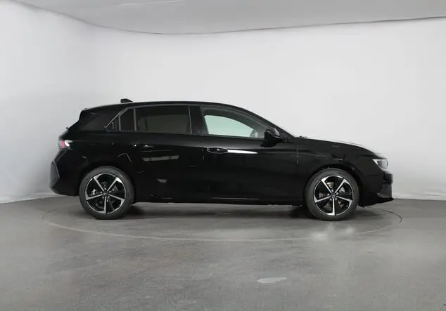 Angebotsdetails Opel Astra Opel Astra GS 1.2 Turbo 96 kW (130 PS) 8-Gang Automatikgetriebe Karbon Schwarz Metallic