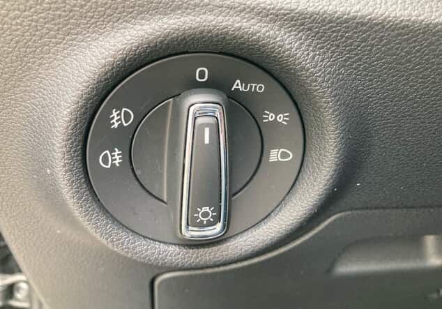 Angebotsdetails Skoda Kamiq Drive 1.0TSI DSG.MATRIX.NAVI.ViCo+.KAM.AHK.ASSIST.KESSY.SignA.WIRELESS.WSS-HEIZ. Black-Magic Perleffekt