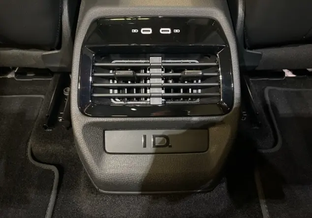 Angebotsdetails Volkswagen ID.4 Pro 82 kWh / WeiÃ (GletscherweiÃ Metallic)