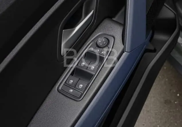 Angebotsdetails Dacia Duster FL24 Journey HYBRID 140 NAVI Kamera Safari-GrÃ¼ngrau (GrÃ¼n)