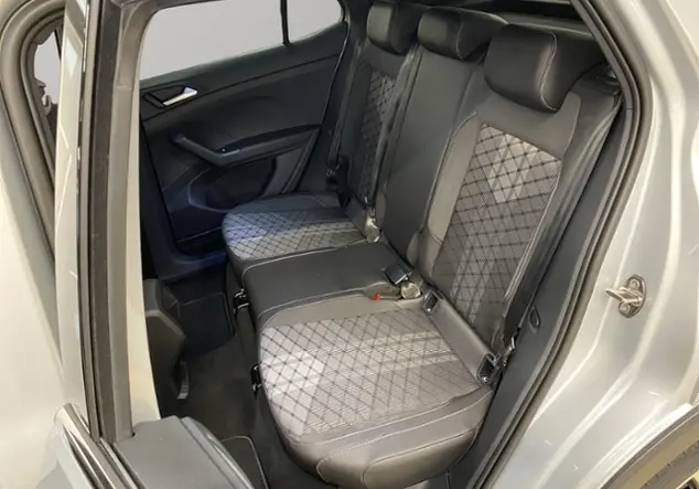 Angebotsdetails Volkswagen T-Cross R-Line 1.0 TSI KLIMA NAVI ALU Silber (Reflexsilber Metallic)