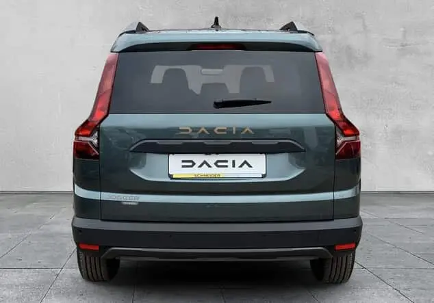 Angebotsdetails Dacia Jogger Extreme+ HYBRID 140 Zedern-Grün