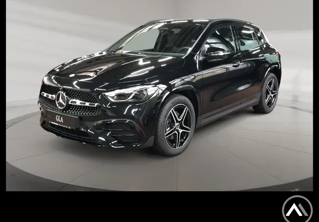 Angebotsdetails Mercedes-Benz GLA 220 4MATIC ++sofort verfügbar++ Metalliclack kosmosschwarz