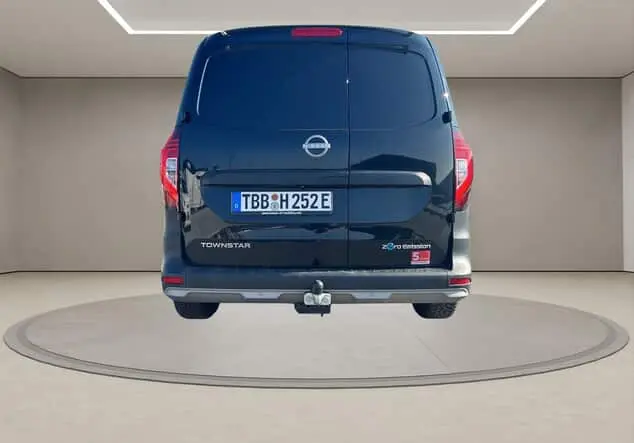 Angebotsdetails Nissan Townstar EV Kastenwagen L1 mit SORTIMO - PERFEKT FÜRS HANDWERK Schwarz