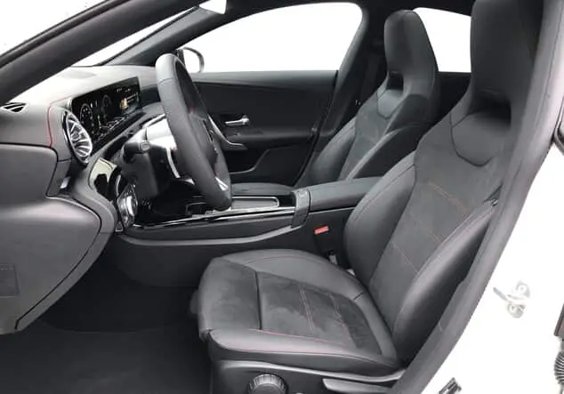Angebotsdetails Mercedes-Benz CLA 200d Coupe *Night Paket* Weiß Uni-Lack polarweiß
