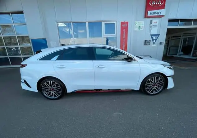 Angebotsdetails Kia ProCeed GT GD + KOMF Weiï¿½ ((HW2) DELUXE WHITE M)