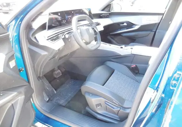 Angebotsdetails Peugeot 3008 Hybrid 145 e-DSC6 Allure*NAVI-ACC-360° Kame Osessionblau