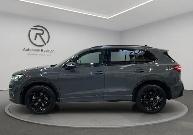 Angebotsdetails Volkswagen Tiguan 2.0 TDI 4Motion R-Line 'Black Style' Grau (Delfingrau Metallic)