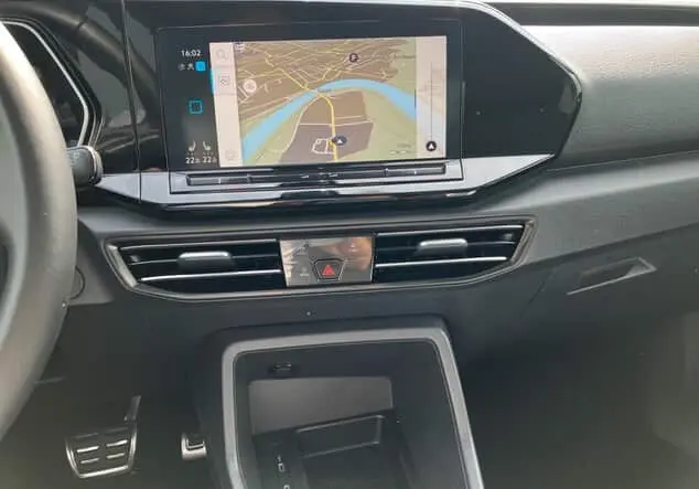 Angebotsdetails Volkswagen Caddy Caddy Life 5-Sitzer TDI 90 KW Deep Black Perleffekt