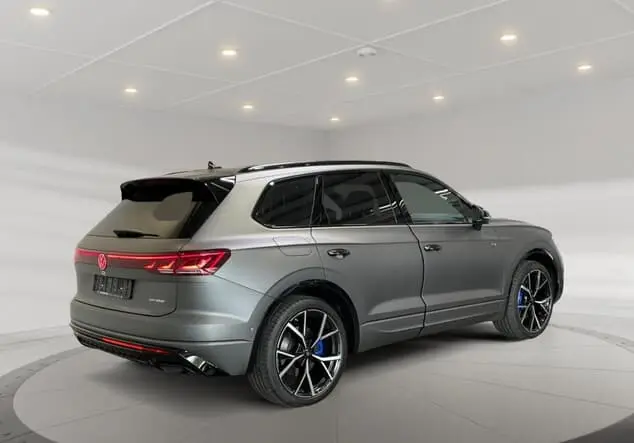 Angebotsdetails Volkswagen Touareg eHybrid 3.0 TSI 4motion ++sofort verfügbar++ Siliziumgrau matt