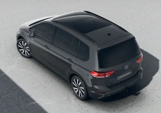 Angebotsdetails Volkswagen Touran Volkswagen Touran Highline R-Line 1.5 TSI 110 kW (150 PS) 7-Gang-DSG Urano Grau