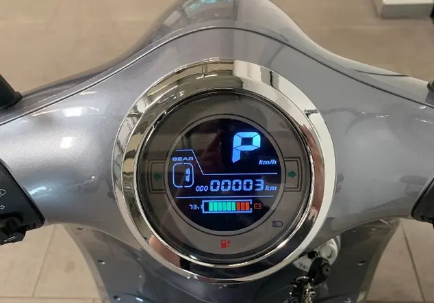 Angebotsdetails DREEMS Moon x L3e 90 km/h Grau (solid grey)