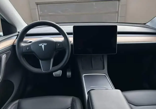 Angebotsdetails Tesla Model Y Performance weiß