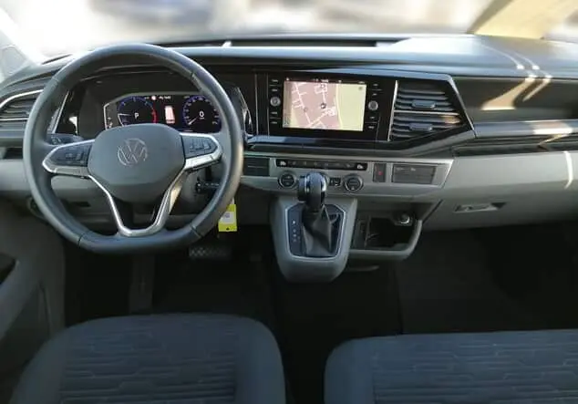 Angebotsdetails Volkswagen Caravelle T6.1 Caravelle COMFORTLINE 2.0TDI 150PS LED.NAVI.STANDHZG.VIRTUAL.KAMERA.PDC Deep Black Perleffekt