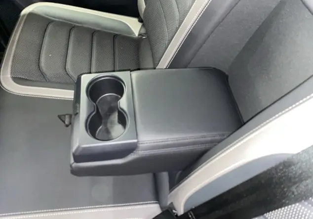 Angebotsdetails Volkswagen Amarok 3.0 TDI 4Motion Aventura DC +NAVI+AHK+SOU WeiÃ (Clear White)