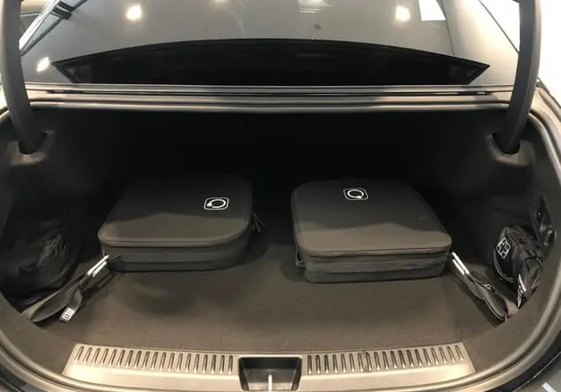 Angebotsdetails Mercedes-Benz E 300 de 4MATIC Limousine mit EQ Hybrid ++sofort verfügbar++ Metalliclack graphitgrau