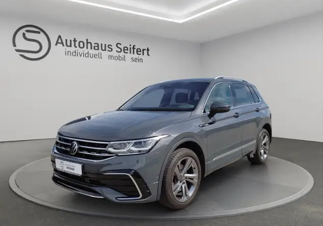Angebotsdetails Volkswagen Tiguan R-Line 2.0 TDI 4Motion Grau (Delfingrau Metallic)
