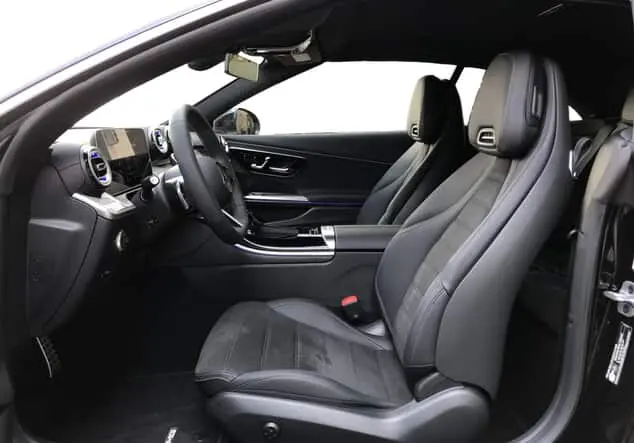 Angebotsdetails Mercedes-Benz CLE 200 4MATIC Cabriolet ++ sofort verfügbar++ Metalliclack obsidianschwarz