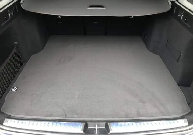Angebotsdetails Mercedes-Benz C 180 T-Modell Edition AMG-Line Metalliclack sodalithblau