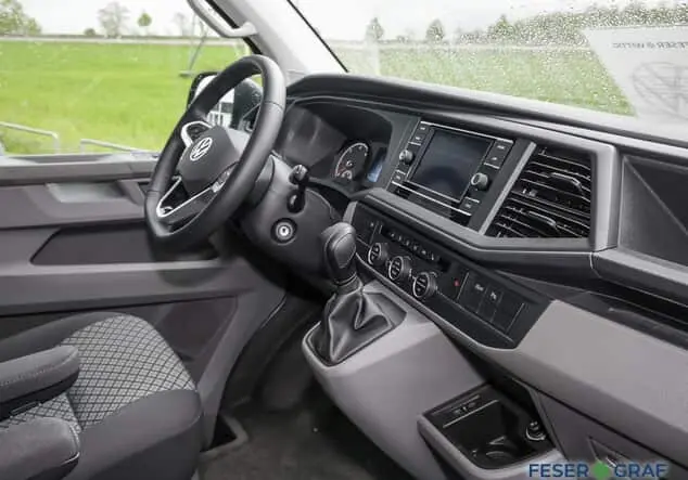 Angebotsdetails Volkswagen Caravelle 2.0 TDI Trendline Standhzg./ Grey